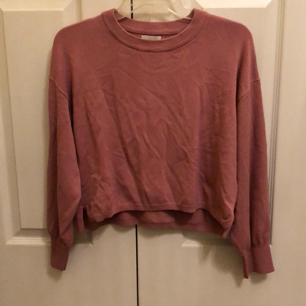 pink cropped sweater